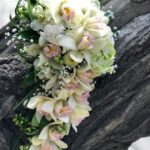 گل آرایی ماشین عروس ودسته گل عروس