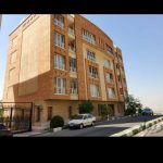 ۱۷۵متر/۳خواب/سال۸۹/متری۱۱۷م/طبقه۱/آسانسور /پارکینگ/ انباری