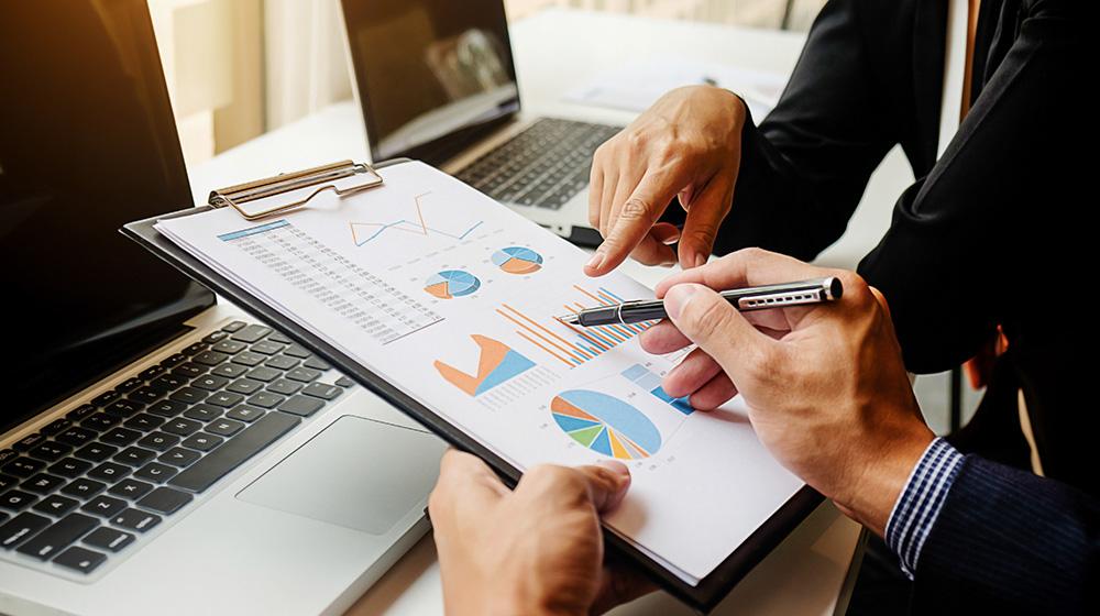 مشاورین املاک آدین پرند