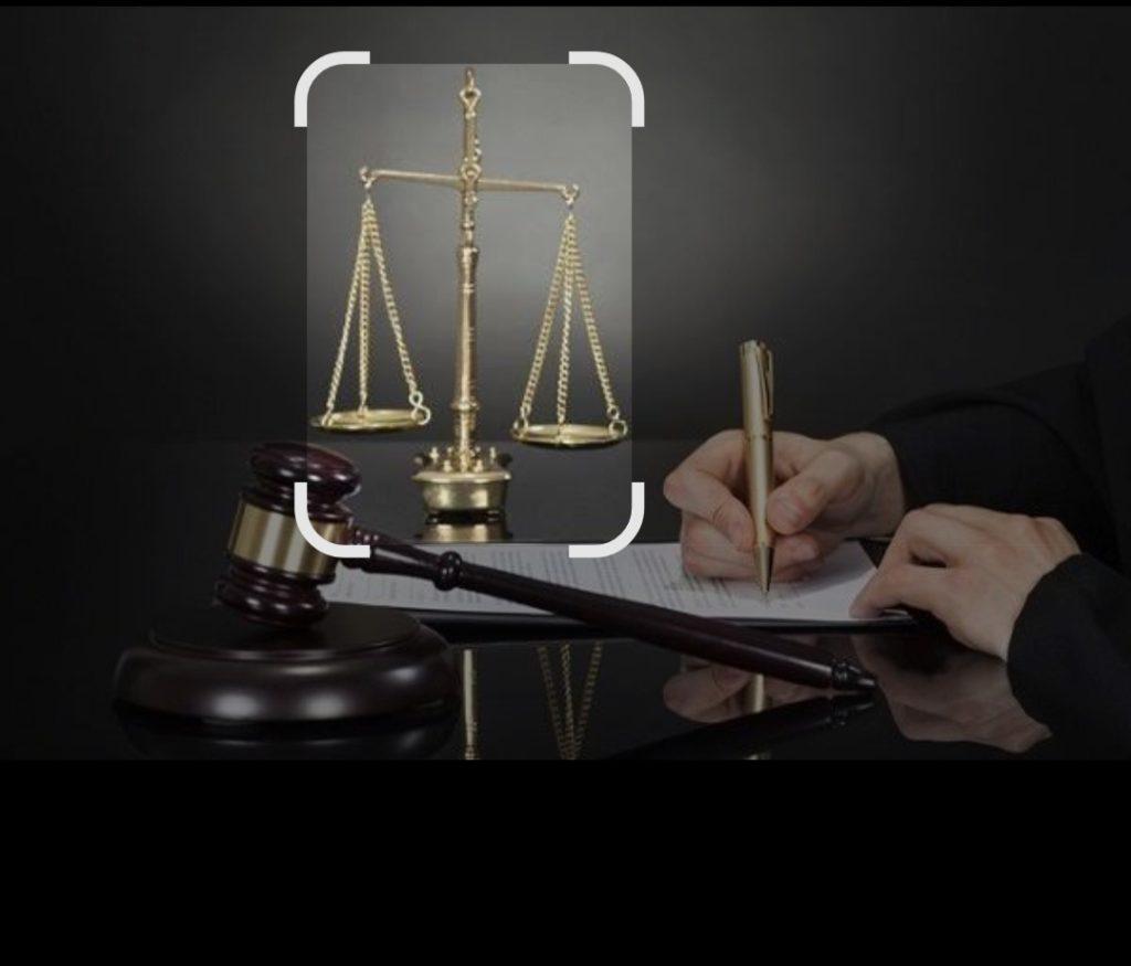 وکیل پایه یک دادگستری